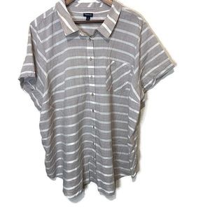 Torrid women’s 4X button down top tan white stripe